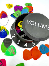Load image into Gallery viewer, Oversized Knob Guitar Pick Holder - Custom Text on Lid