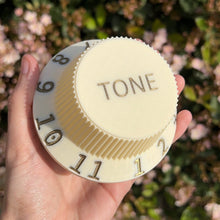 Load image into Gallery viewer, Vintage Style Guitar Knob Pick Holder - Aged White
