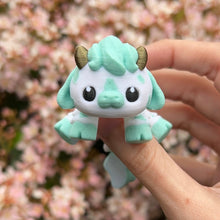 Load image into Gallery viewer, Mint Chip Cow Articulated Fidget
