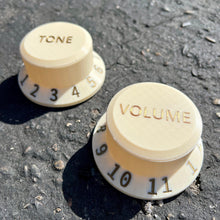 Load image into Gallery viewer, Aged White Guitar Knob Guitar Pick Holder
