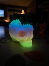 Load image into Gallery viewer, Mega Mohawk Skull Pick Holder
