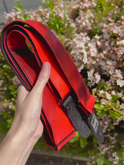 Red and Black Lenticular Color Shift Guitar Strap