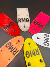 Load image into Gallery viewer, Make My Guitar Strap Vegan - Choose your ends
