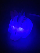 Load image into Gallery viewer, Light Up LED Mohawk Skull Pick Holder V5 - Clear
